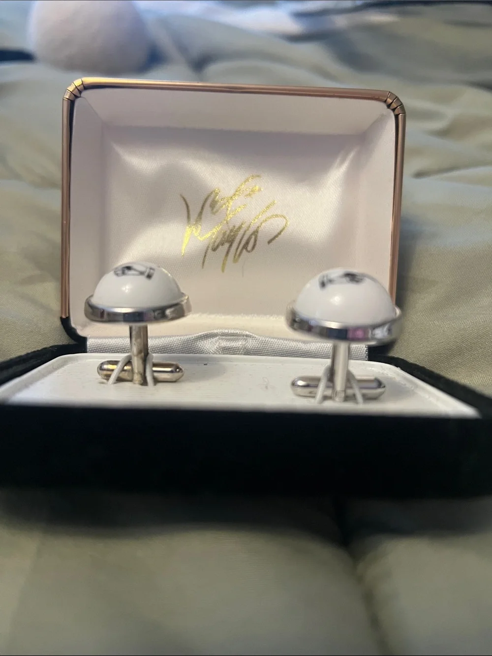 Lord & Taylor Black and White 'Left' 'Right' Novelty Cuff Links